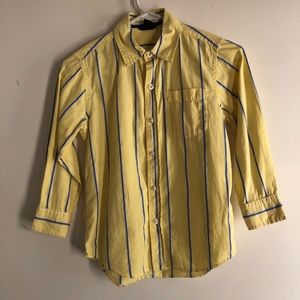 Boy’s Gap Button Down Shirts Size Small (6-7)